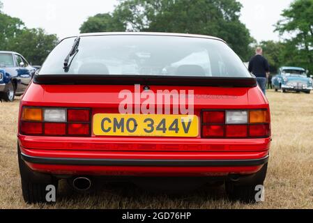 Rochford, Essex, Großbritannien - 27. Juni 2021: Rochford Oldtimer-Show auf dem Rasen in Essex. Stockfoto