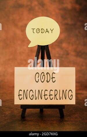 Inspiration mit Zeichen Code Engineering. Business-Ansatz Anwendung von Engineering auf die Entwicklung von Software Thinking New Bright Ideas Stockfoto