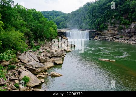 Cumberland Falls im Cumberland Falls State Park Stockfoto