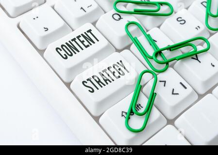 Schreiben, Text anzeigen Content Strategy. Konzeptionelles Foto die Planung Entwicklung und Verwaltung von Inhalten Internet Browsing und Online Research Stockfoto