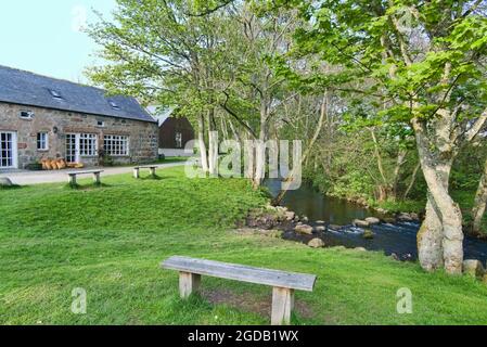 Einkaufszentrum Milton of Crathes, Kunstverkaufszentrum und Bahnhof, Royal Deeside Railway, Banchory, Aberdeenshire, Highland Region, Schottland, Vereinigtes Königreich Stockfoto