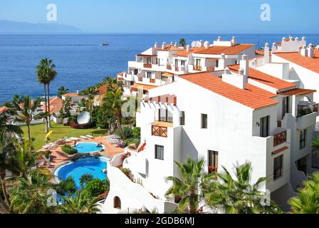 Ferienwohnungen direkt am Meer, Puerto de Santiago, Teneriffa, Kanarische Inseln, Spanien Stockfoto