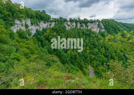 Das Rutschefelsen-Gestein im Biosphärenreservat Biosphärengebiet Schwäbische Alb, Baden-Württemberg, Süddeutschland, Europa Stockfoto