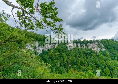 Das Rutschefelsen-Gestein im Biosphärenreservat Biosphärengebiet Schwäbische Alb, Baden-Württemberg, Süddeutschland, Europa Stockfoto