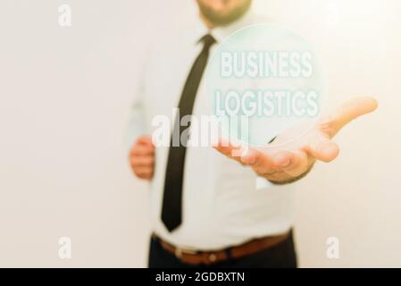 Hand schreiben Zeichen Business Logistics. Internetkonzept zur Materialbeschaffung und -Verwaltung mit neuen Plänen und Ideen Stockfoto