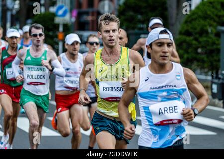 Sapporo, Hokkaido, Japan. August 2021. ROBINSON Brett (AUS) Leichtathletik : Marathon der Männer während der Olympischen Spiele 2020 in Tokio in Sapporo, Hokkaido, Japan . Quelle: Takeshi Nishimoto/AFLO/Alamy Live News Stockfoto