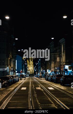 Leere Straßen von Prag in der Nacht während der Pandemie Stockfoto