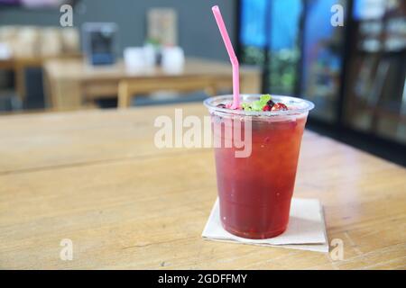 Beeren-Tee Stockfoto