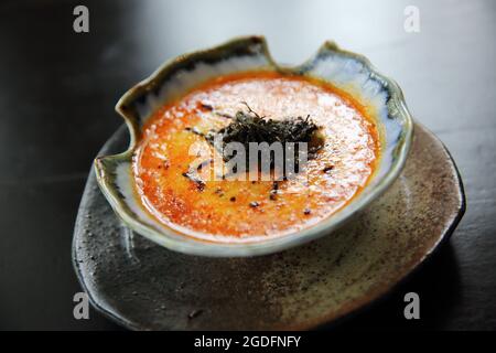 Kartoffel mit Jakobsmuschel-Gratin Stockfoto