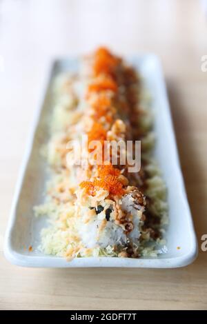 Japanische Küche Lachs Sushi-Brötchen Stockfoto