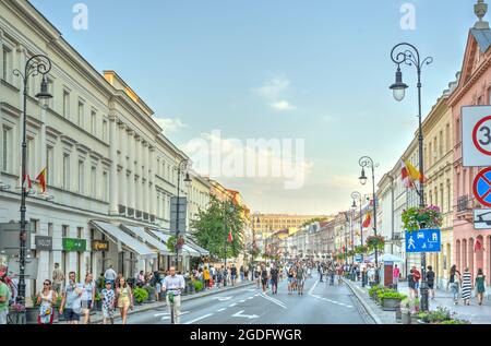 Warschau, Nowy Swiat Street, HDR-Bild Stockfoto