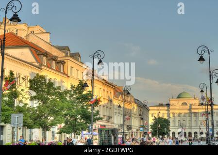 Warschau, Nowy Swiat Street, HDR-Bild Stockfoto