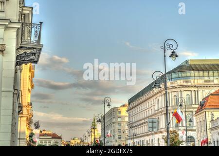 Warschau, Nowy Swiat Street, HDR-Bild Stockfoto