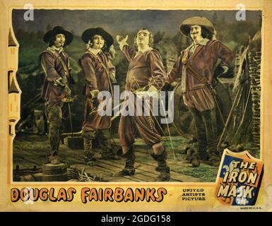 DOUGLAS FAIRBANKS, LEON BARY, GINO CORRADO UND TINY SANDFORD IN DER EISERNEN MASKE (1929). Kredit: VEREINIGTE KÜNSTLER / Album Stockfoto