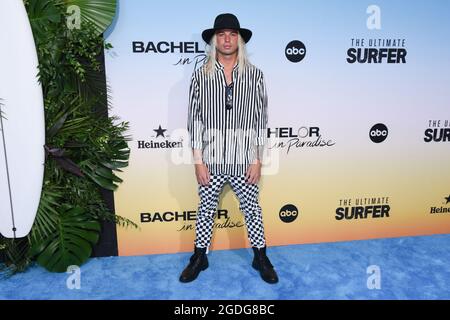 12. August 2021, Santa Monica, Kalifornien, USA: Austin Clouse nimmt an ABC's ''Bachelor in Paradise'' und ''The Ultimate Surfer'' Premiere Teil. (Bild: © Billy Bennight/ZUMA Press Wire) Stockfoto