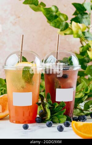 Sommer Zitruslimonaden zu gehen Stockfoto