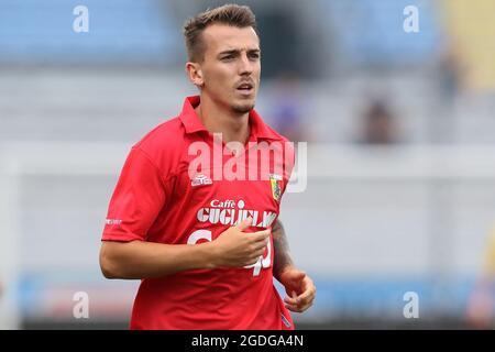 Novaro, Italien, 7. August 2021. Jari Vandeputte von Catanzaro während des Coppa Italia-Spiels im Stadio Silvio Piola, Novaro. Bildnachweis sollte lauten: Jonathan Moscrop / Sportimage Stockfoto