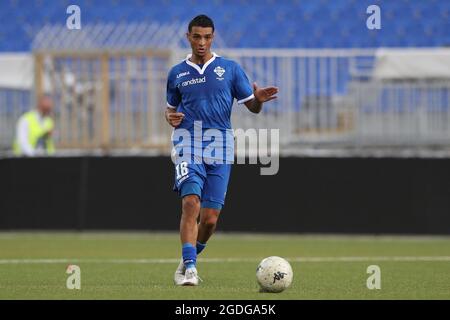 Novaro, Italien, 7. August 2021. Ismail H'Maidat von Como beim Coppa Italia-Spiel im Stadio Silvio Piola, Novaro. Bildnachweis sollte lauten: Jonathan Moscrop / Sportimage Stockfoto