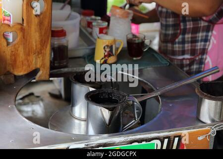 Thailändische lokale Getränke Eiskaffee Stockfoto
