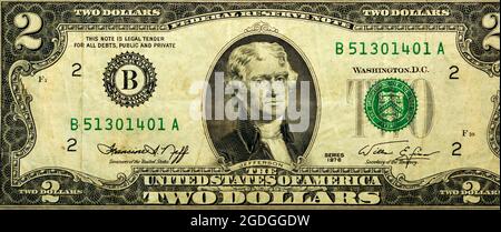 Vorderseite der 2 zwei-Dollar-Banknote der Serie 1976 mit dem Porträt von Präsident Thomas Jefferson, alte amerikanische Geldnote, Vintage Retro Stockfoto