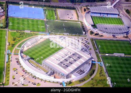 Manchester, Vereinigtes Königreich, 13. August 2021. Manchester aus der Luft gesehen. Etihad Campus, Trainingsplatz für Manchester City Football Club oder MCFC. Kredit: Terry Waller/Alamy Live News Stockfoto