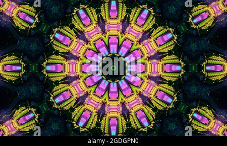 Abstrakter Kaleidoskop-Hintergrund. Mehrfarbige Mosaik-Textur. Rosa grün gelb schwarz Kaleidoskop Muster. Schöne Kaleidoskop. Kreatives Design Stockfoto