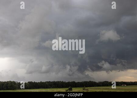 Unwetter mit hale und Sturm, Deutschland, Bayern, Wasserburg Stockfoto