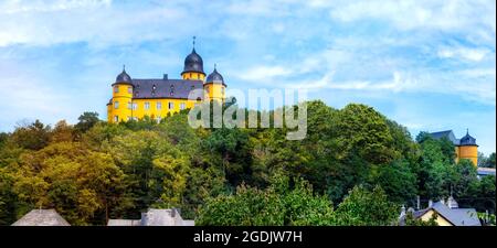 Blick auf das Schloss in Montabaur, Deutschland. Ausbildungs- und Konferenzzentrum in Montabuar, Westerwald. Stockfoto