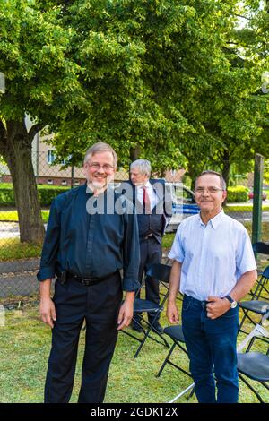 Michael Wieler , Volker Bandmann, Am 13. August 2021 wird an den Beginn des Baus der Berliner Mauer und die vollstndige Schließung der innerdeutschen Stockfoto