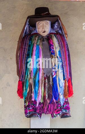 SANTIAGO ATITLAN, GUATEMALA - 24. MÄRZ 2016: Maximon, heiliges Idol der Maya in Santiago Atitlan. Stockfoto