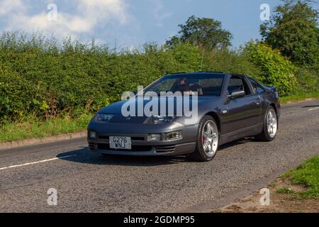 1989 80s graues Nissan 300 ZX 2dr 2998 ccm Benziner-Coupé auf dem Weg zur Capesthorne Hall Classic Car Show im Juli, Ceshire, Großbritannien Stockfoto