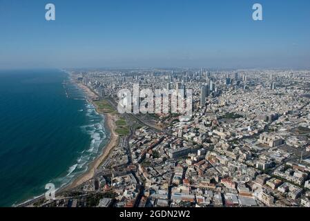 Aerial Photography von Tel Aviv, Israel-Blick auf die Küste von Süden aus gesehen Stockfoto