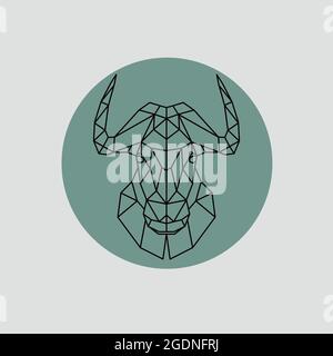 Bull Mountain Head im polygonalen Stil. Dreiecksvektordarstellung eines Tieres zur Verwendung als Print auf T-Shirt und Poster. Stock Vektor