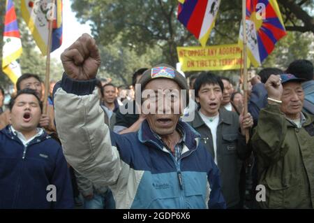 Tibeter protestieren gegen die chinesische Besetzung Tibets in Neu-Delhi, Indien. Foto von Sondeep Shankar Stockfoto