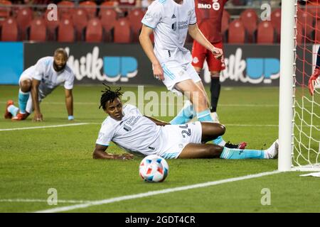 Toronto, Ontario, Kanada. August 2021. DeJuan Jones (24) in Aktion während des MLS-Spiels zwischen dem FC Toronto und der New England Revolution endete das Spiel 1-2 (Bildquelle: © Angel Marchini/ZUMA Press Wire) Bildquelle: ZUMA Press, Inc./Alamy Live News Stockfoto