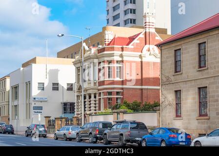 Der Athenaeum Club wurde 1889 in Hobart gegründet. 1903 bezog der Club sein heutiges, edwardianisches Barockgebäude an der Davey Street Stockfoto