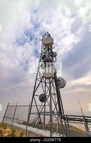 Telekommunikationsmast und Fernsehantennen, Steptoe Butte, Washington State, USA Stockfoto