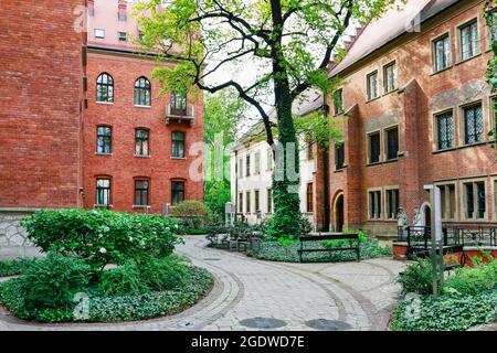 Die Jagiellonische Universität. Die älteste Universität in Polen, die zweitälteste Universität in Mitteleuropa. Der Garten des Professors. Stockfoto