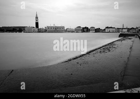 Ein Blick auf ein Markusbecken in Venedig, Italien 19. August 2015 Stockfoto