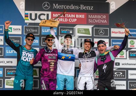 Herren Elite Podium, 1. Loris VERGIER von Frankreich, 2. Thibaut DAPRELA von Frankreich, 3. Laurie GRÖNLAND von Großbritannien, 4. Greg MINNAAR von Südafrika, 5. Loic BRUNI von Frankreich, während des Mountainbike-Weltcups 2021 am 15. August 2021 in Maribor, Slowenien - Foto Olly Bowman / DPPI Stockfoto