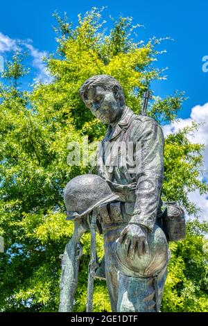 Nahaufnahme der Hommage-Skulptur zu den Bedford Boys am National D-Day Memorial in Bedford, Virginia. Stockfoto