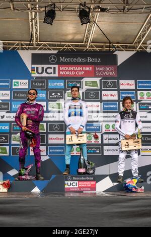 Herren Elite Podium, 1. Loris VERGIER von Frankreich, 2. Thibaut DAPRELA von Frankreich, 3. Laurie GRÖNLAND von Großbritannien, während des Mountainbike-Weltcups 2021 am 15. August 2021 in Maribor, Slowenien - Foto Olly Bowman / DPPI Stockfoto