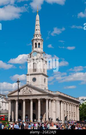 London Großbritannien - 11. August 2013 - St. Martin in the Fields Church Trafalgar Square London Stockfoto