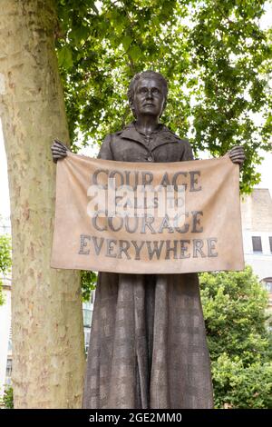 Statue von Millicent Fawcett auf dem Parliament Square London, England Stockfoto