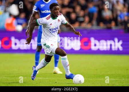 GENK, BELGIEN - 14. AUGUST: Mandela Keita von OH Leuven kontrolliert den Ball während des Jupiler Pro League-Spiels zwischen KRC Genk und OH Leuven in der Luminus Arena am 14. August 2021 in Genk, Belgien (Foto: Joris Verwijst/Orange Picts) Stockfoto