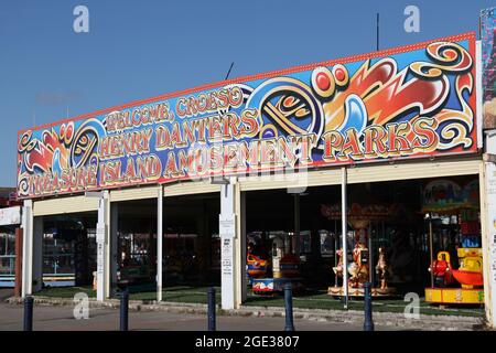 Henry Danters Treasure Island Vergnügungsparkade, Paget Road, Barry Island, Südwales, 2021 Stockfoto