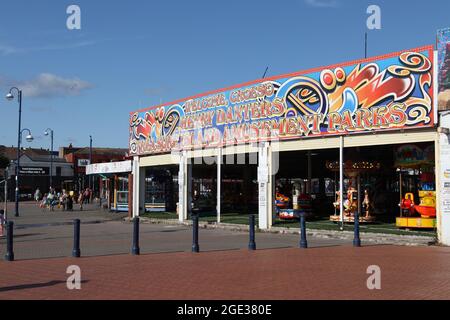 Henry Danters Treasure Island Vergnügungsparkade, Paget Road, Barry Island, Südwales, 2021 Stockfoto