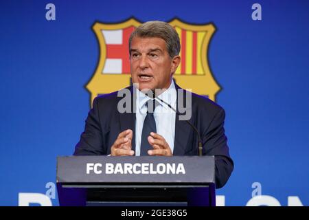 16. August 2021: Joan Laporta Präsident des FC Barcelona bei einer Pressekonferenz auf der Auditori 1899 in Barcelona, Spanien (Bildquelle: © DAX via ZUMA Press Wire) Stockfoto