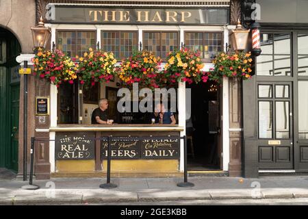 The Harp Pub chandos Place Stockfoto