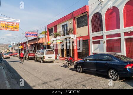 ESTELI, NICARAGUA - 21. APRIL 2016: Blick auf eine Straße in Esteli Stockfoto